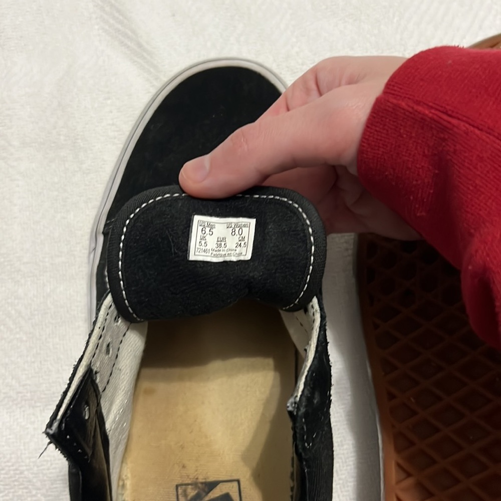 Vans - Picture 4 of 4